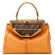 黃色皮革提包,FENDI,NT$86,000。
