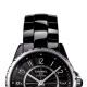 全新的 Chanel J-12 365 一如香奈兒女士精神的化身,一年365天,誰都可以讓品味伴著你的珍貴生活片段。