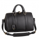 黑色手提肩背包,Louis Vuitton,NT153,000。