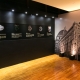 於「TICK-TACK, TICK-ART」鐘錶藝術展的第一個展覽區展示王福瑞老師所創作的作品「雜音空態」– 該聲音藝術裝置發出的各種音頻、隨機混合的噪音,加上海浪般的點狀雜音,讓賓客仿若徜徉在千變萬化的海洋波濤。