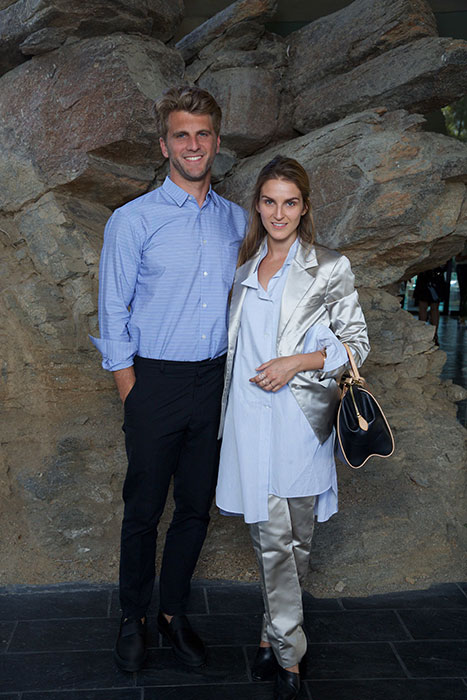 Show Arrivals