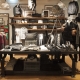 POLO RALPH LAUREN專賣店全店佔地約104坪,經典美式船屋、山間木屋及都會工作室為靈感來源,經典詮釋POLO RALPH LAUREN的不朽時尚主張