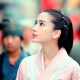 Angelababy的《雲中歌》終於播出啦不得不說,Angelababy真的超級適合這種嬌豔欲滴粉色系的中式新娘妝,桃花系的眼妝和腮紅配上一點絳唇,古典莊重卻又不失嫵媚。
