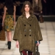 「拼布、圖騰、印刷」這是Burberry設計師Christopher Bailey本季主題。