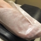 步驟1 取代泡腳,敷乳液/精華液足膜:讓乾燥的雙足重回滋潤。