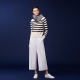 Club Monaco條紋針織衫 $12,900, Club Monaco 白色寬版九分褲 $8,900