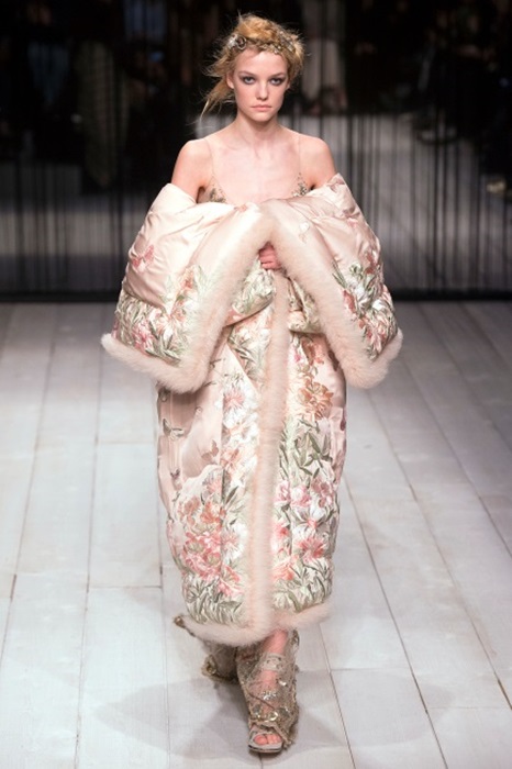 翻領外套Alexander McQueen