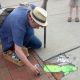 David Zinn 知道自己的創作隨時可能消逝無蹤,但這反而能讓他毫無保留地盡情創作