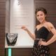 硬派酷女聲艾怡良強調Nespresso採用鋁製膠囊,不但可以保存咖啡風味更可以回收再利用。