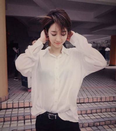 處女座8.23~9.22處女座這週工作表現頗令人得意,不過在這週的你感情上可就沒那麼吃得開,有對象的與情人相處要有基本的尊重,語氣也要多點包容和溫柔,否則你的態度會成為彼此關係爆炸的最後一根稻草。在火逆之下的你耐性特別缺乏,也許會因為一時的口語爭端搞砸初萌芽的一段感情喔!