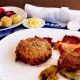 俄羅斯航空飛機餐- 主食包括牛肉餅、鴨肉派、三文魚塊或豬里肌肉等