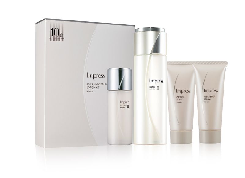 金牛座推薦:IMPRESS潤膚露‧10週年限定組 NT$3,700 (價值:NT$7,330)買:IMPRESS潤膚露150ml送:IMPRESS 洗顏皂霜60g IMPRESS 潔膚霜60g IMPRESS潤膚乳 40ml