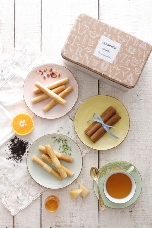 Afternoon Tea 精選蛋捲禮盒7月7日預購開跑,以高質感禮盒搶占秋節商機!