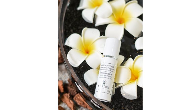 Sisley沁嫩淨化調理精露30ml,NT5,100。