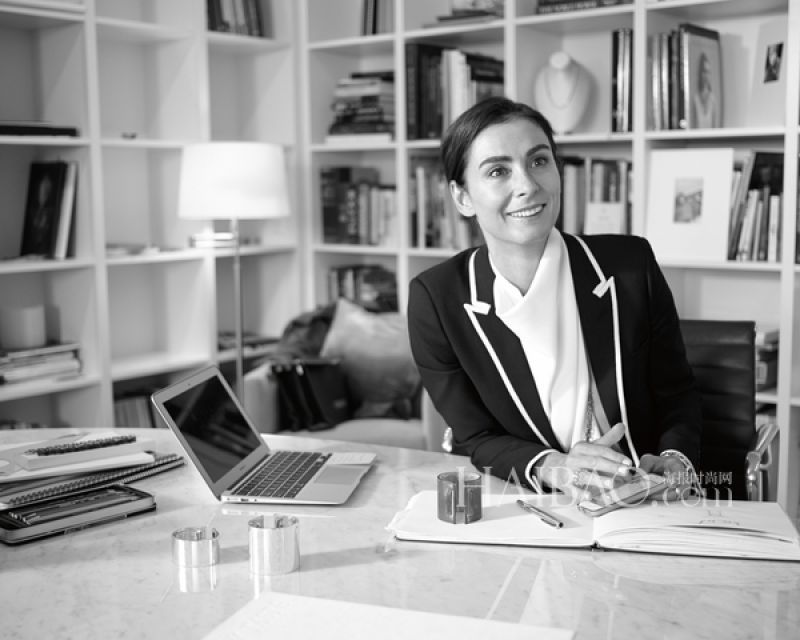 Tiffany & Co.設計總監Francesca Amfitheatrof:「寶石的品質搭配運用以及工匠手工是關鍵的方向,所有的系列主題會被很完整地規劃,同時,每一件珠寶作品也有自己的獨立性,絕對是值得被收藏的。」