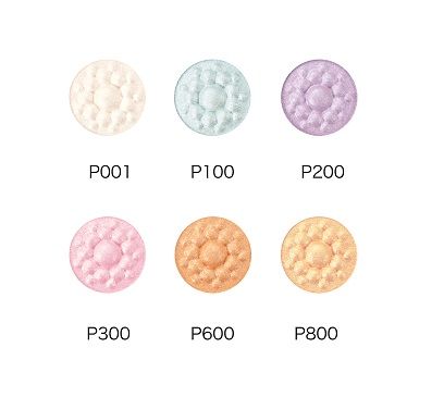 ANNA SUI 迷魅花漾珍珠系列,有明顯珠光,氣墊式粉末,輕柔耀眼。