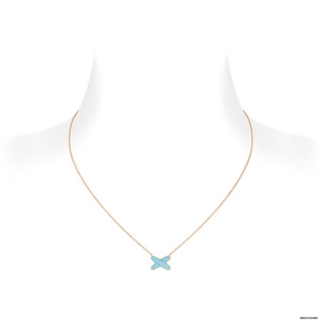 Jeux de Liens 綠松石項鍊,NT53,000,Chaumet