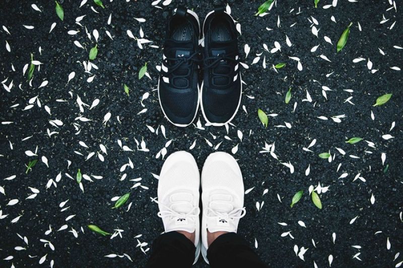 adidas Originals 女款ZX FLUX ADV VIRTUE W情境照-2_NTD 3,690