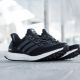 男鞋:BB3909 / $5,690;尺寸:UK7-12.5女鞋:BB3910 / $5,690;尺寸:UK4-7