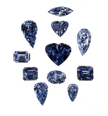 切割後的藍色鑽石,De Beers