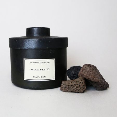 Med at Len 薄荷Spirituelle鐵盒火山岩(小) ,NT4,800