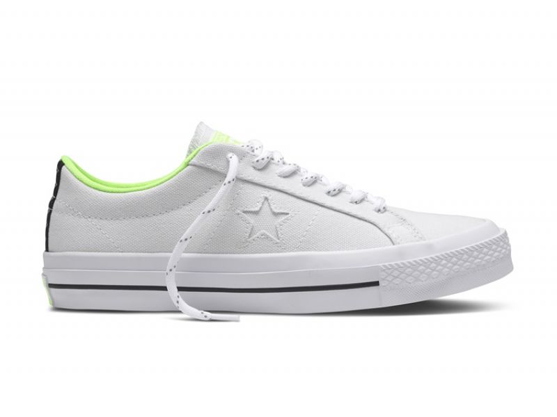 Converse Cons One Star - 白色 3,080元