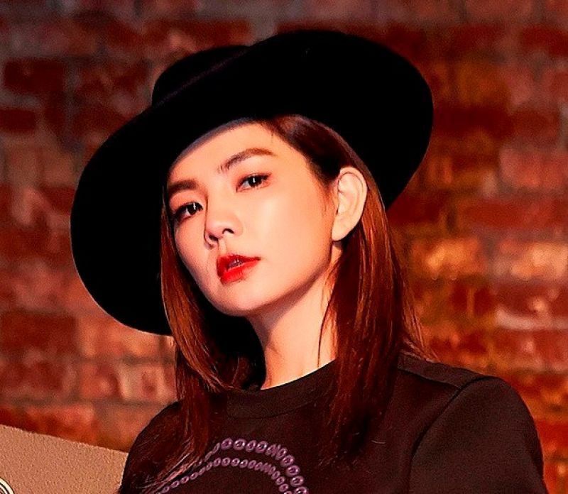 Ella 陳嘉樺