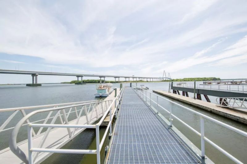 6. A Pirate's Life For Me – Houseboat,最少預訂2晚,NT8,548 /晚