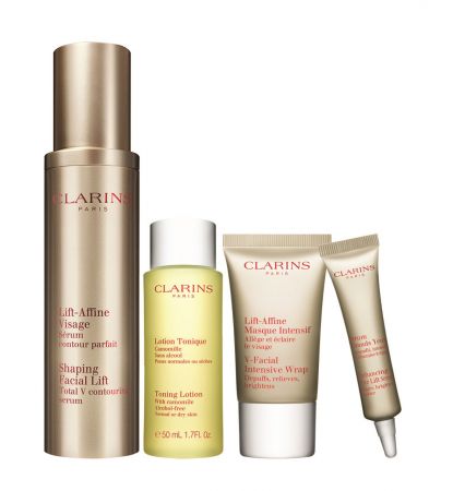 Clarins V型緊緻組 (V型緊緻抗引力精華50ml+V型緊緻抗引力大眼精華7ml+V型緊緻抗引力面膜15ml+洋甘菊化妝水50ml)特價NT2,650,原價值NT4,327(61折)