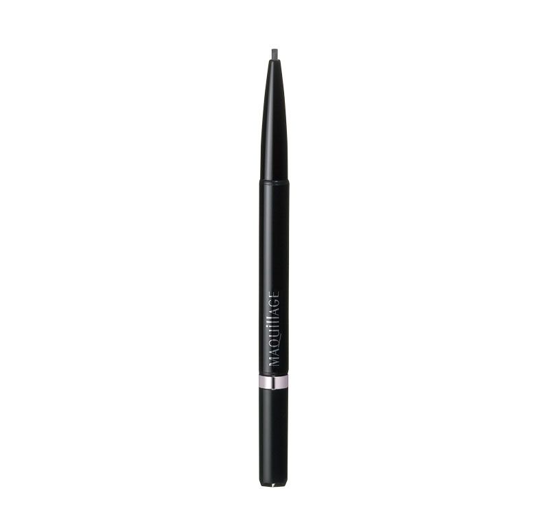 Shiseido 東京櫃 心機眉筆採用柔軟觸感的筆芯,使眉毛能自然且根根分明,筆芯成份的選用,增加了液狀油脂成份的比例,使觸感較為柔軟,能與肌膚緊密貼合,持妝不易脫落,NT750。
