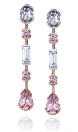 粉鑽耳環,De Beers