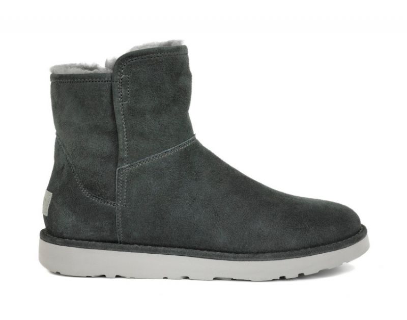 Classic Luxe 系列 Abree Mini 雪靴 NT$8,500
