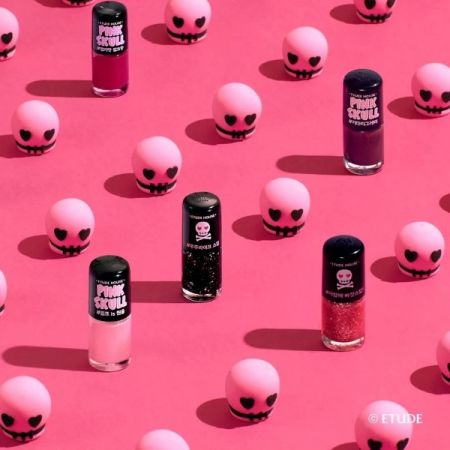 Etude House粉紅骷髏系列指甲油。