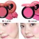 Etude House粉紅骷髏系列腮紅試色。