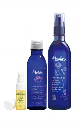 經典玫瑰花粹組玫瑰花粹200ml(正貨)+玫瑰美容液100ml(正貨)+摩洛哥堅果油5ml推薦價NT. 1,580 | 價值NT. 2,340 (67折)