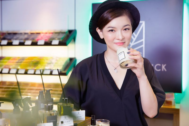 品牌創辦人韓國巨星河智苑親姐姐─香氛精油專家田侑倞女士
