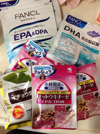 TOP9EPA和DHA的魚油相關產品一直都是台灣民眾熱愛的託買清單之一,其中SUNTORY的芝麻明EX、FANCL的EPA&DHA和小林製藥的納豆激酶含EPA&DHA這幾樣產品就是常被要求幫忙購買帶回的。