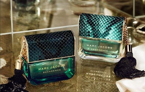 MARC JACOBS(左)不羈女郎、(右)不羈女神淡香精。