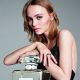 Chanel N°5 L'EAU清新晨露淡香水代言人 Lily Rose Depp。