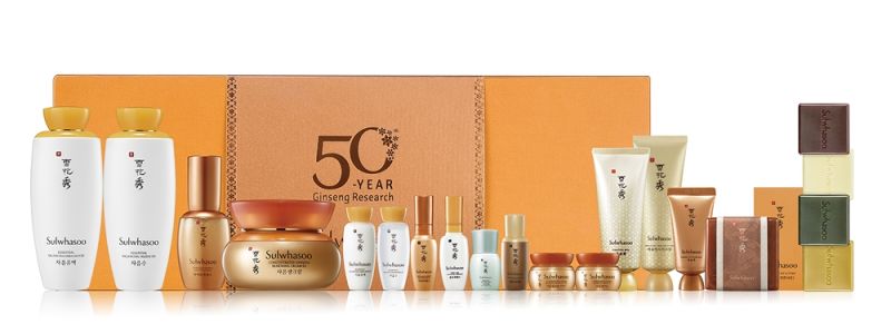 雪花秀 50周年經典紀念禮盒NT14,600