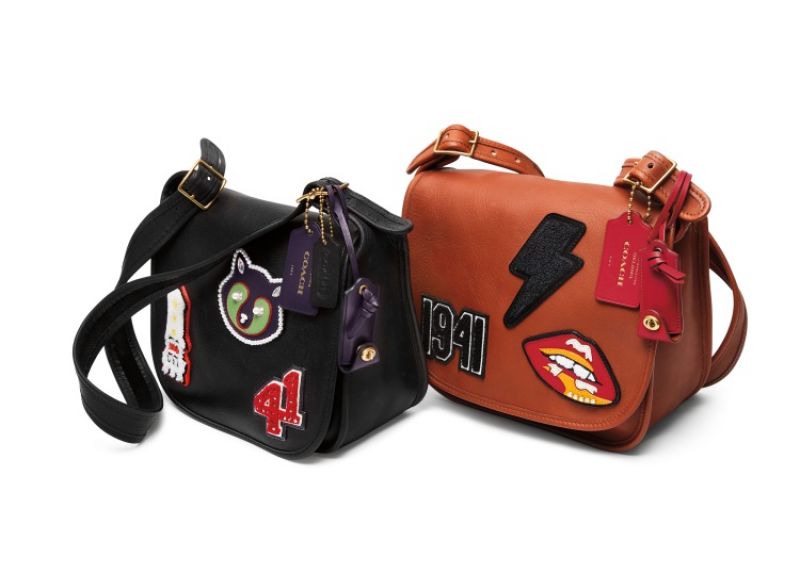 (左)57034 Coach Saddle 黑色復古手袋 TWD 43,000(右) 57034 Coach Saddle 棕色復古手袋 TWD 43,000