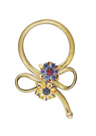 Van Cleef & Arpels 於1938年獲得專利的 Passe-Partout 設計