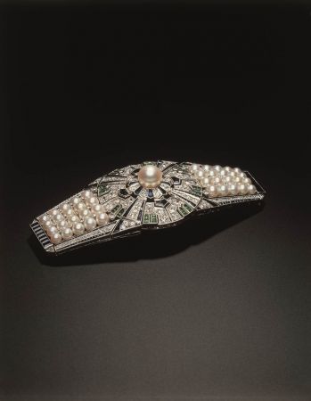 Mikimoto 的經典之作 Yagurum 矢車