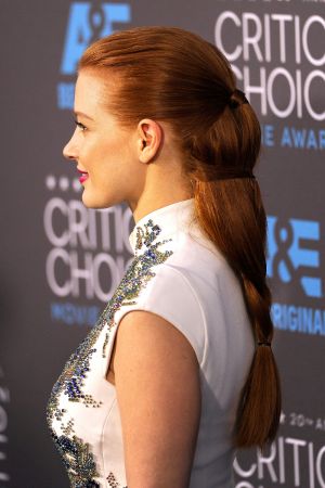 結+辮馬尾Jessica Chastain