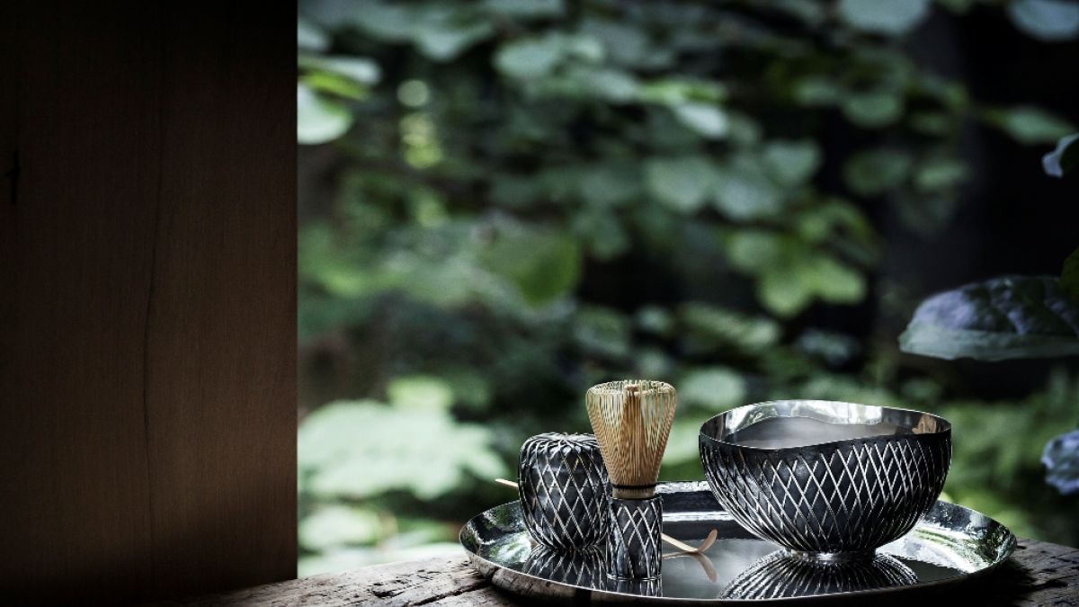 前所未見和風茶桌風景,隈研吾X喬治傑生貴金屬KUSA茶組