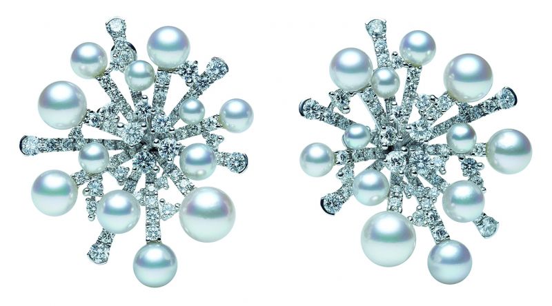 MIKIMOTO A World of Creativity 系列SPLASH日本Akoya真珠鑽石耳環,736,000元