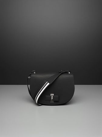 Simplissime系列 Le Mutin黑色小牛皮肩背包 NT$136,000