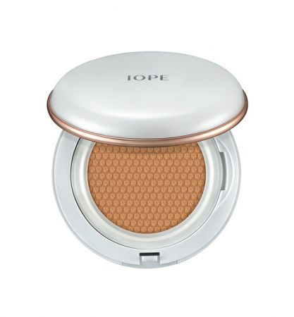 IOPE水潤光透氣墊粉底SPF50+PA+++Intense Cover極致遮瑕系列15gX2 NT$1,500