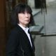 川久保玲極少公開露面,即使神秘如他,卻總是勇於表達腦中的想法,她曾說:“I make clothes for a woman who is not swayed by what her husband thinks.”(我只為不被丈夫左右想法的女人設計衣服)。
