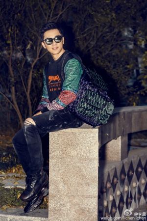 李晨